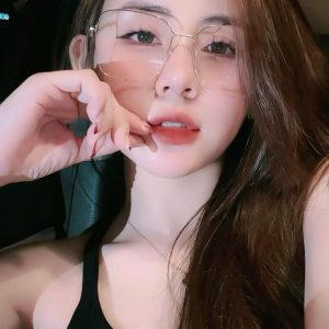 ROROWAR34 • Game Arena Dengan Tema Pejuang Nusantara